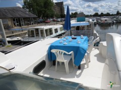 TERRASSE ARRIERE 1350