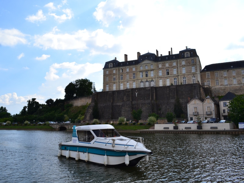 bateau journée sablé sur sarthe