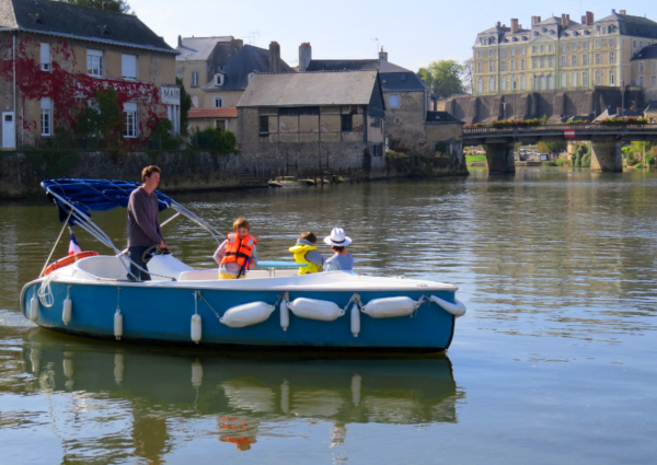 bateau électrique journée sans permis sarthe