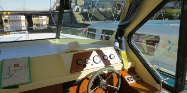 nicols 1310 pilotage